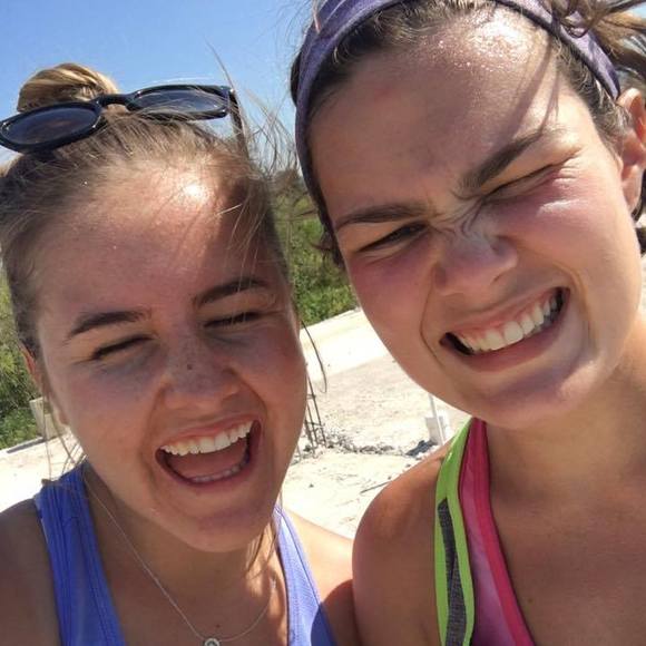 Meet your Posher, Christina - Picture 1 of 1